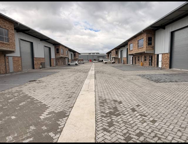 480M² WAREHOUSE FOR SALE IN FIRGROVE INDUSTRIAL ESTATE